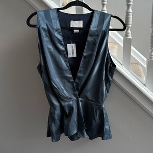 NWT Chloe Oliver Faux Wrap Top Size Small